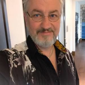 Meet your Posher, Mike